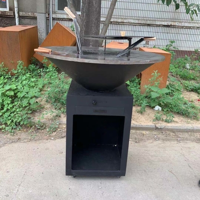 ภาพวาดสีดำกลม Corten Steel เตาย่างบาร์บีคิว 1330 * 500 * 1000mm