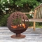 Sphere Rustic Floral Style Corten Steel Fire Globe เตาผิงสำหรับเครื่องทำความร้อนแบบพกพา
